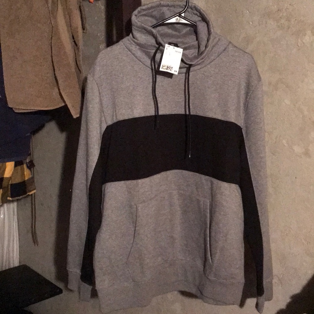 H&M Sweater
